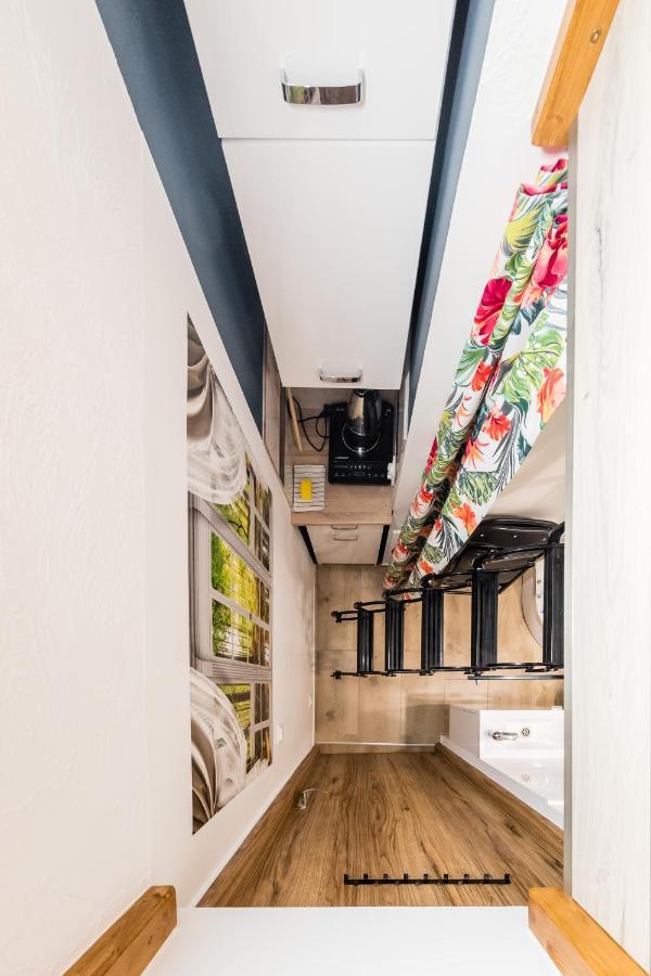 Micro Apartments 2,5 Qm - Najmniejsze Apartamenty Swiata 2,5 Mkw 크라쿠프 외부 사진