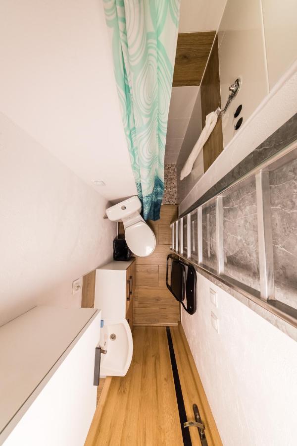 Micro Apartments 2,5 Qm - Najmniejsze Apartamenty Swiata 2,5 Mkw 크라쿠프 외부 사진